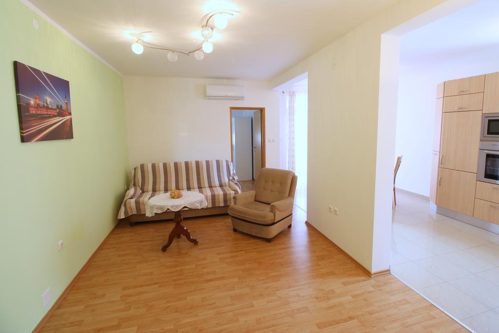 Apartment Luzia Banjole Extérieur photo